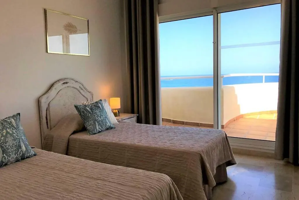 Penthouse Bermuda Beach 2 Estepona 0*,